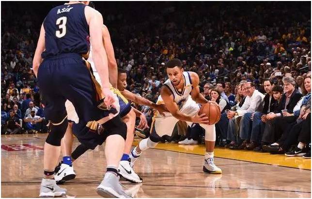  鹈鹕五少合砍200分破纪录  